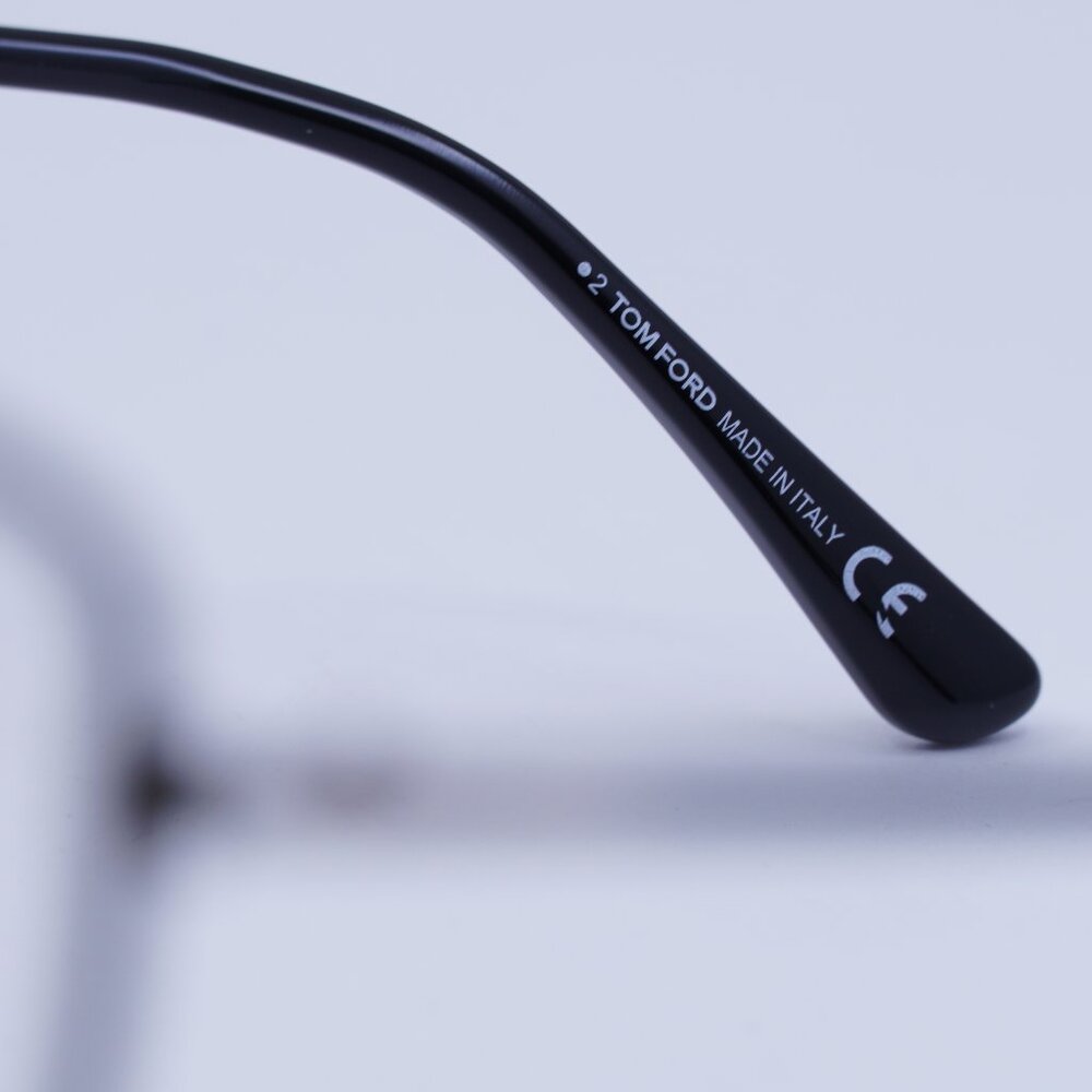 🕶️ New Tom Ford TF5518 001 Eyeglasses - Black Frame 57mm - Picture 8 of 10